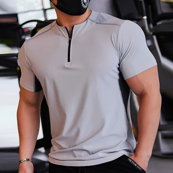 Mehed Sport Quick Dry T-särgid Töötab Fitness Jää Silk Sport Tees Seista Krae Lukuga Lühikesed Varrukad Tops Mees Jõusaal Koolitus Tshirt